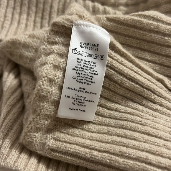 Everlane 100% Recycled Cashmere Sweater – Size XXS – Quiet luxury / Minimalist - Picture 4 of 8